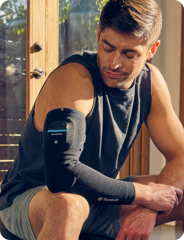RecoveryPulse Arm – Muscle Recovery Device – Therabody Middle East